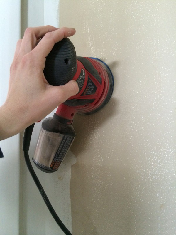 can you use a palm sander on walls? 2